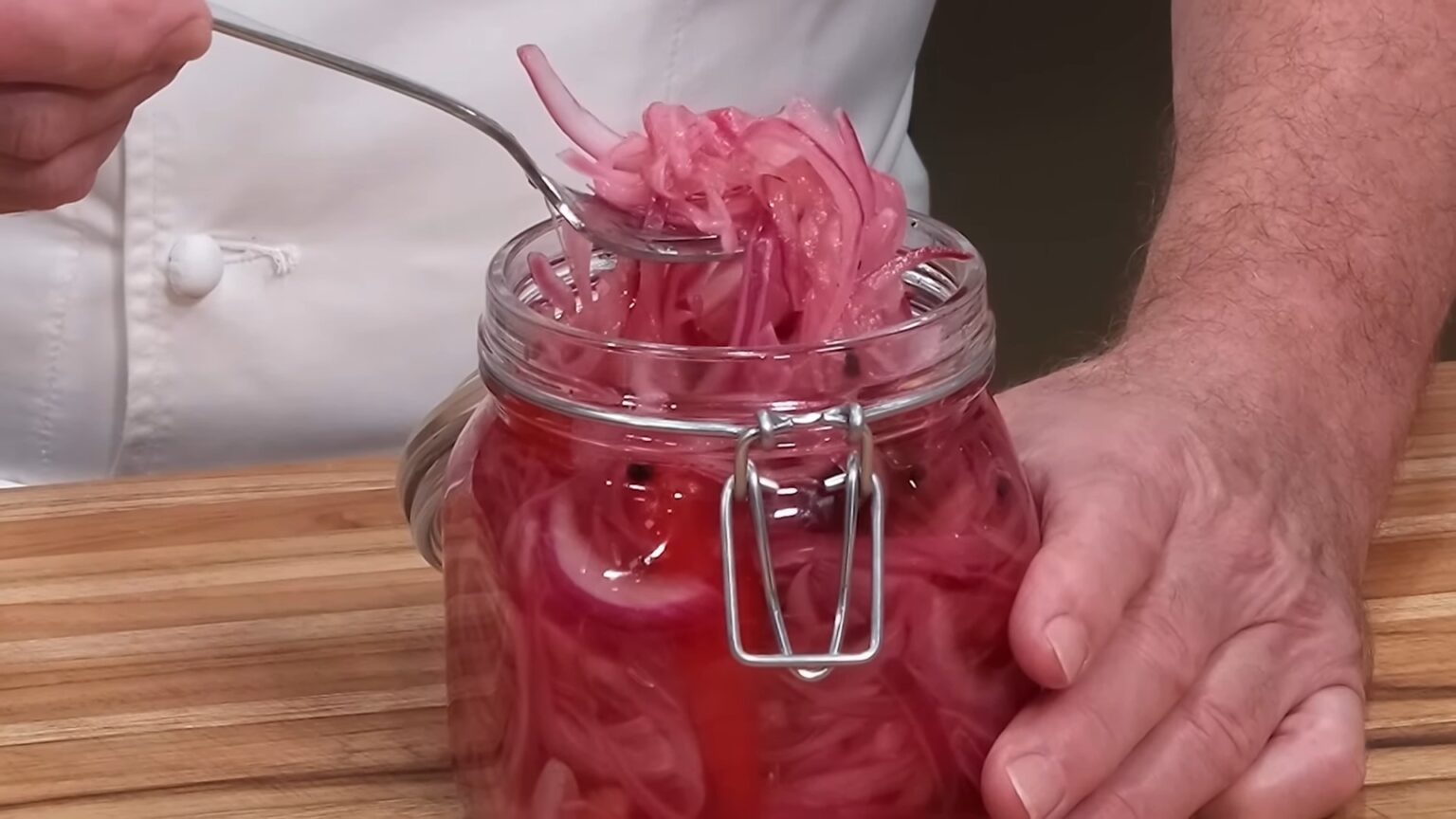 How Long Do Pickled Onions Last? Shelf Life Explained